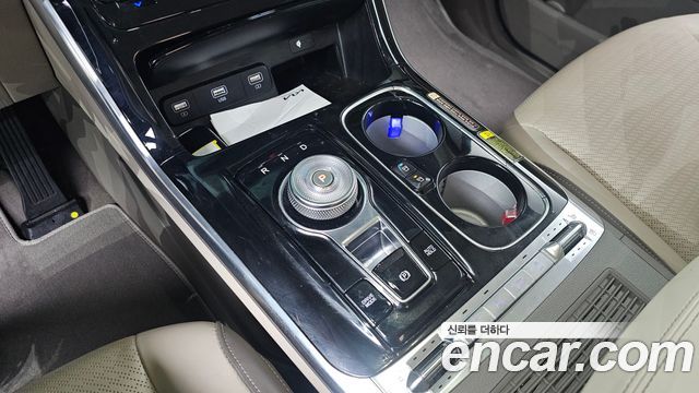 Kia Carnival (IV) Diesel 9-Seater Hi-Limousine Signature 2023 — фото 9