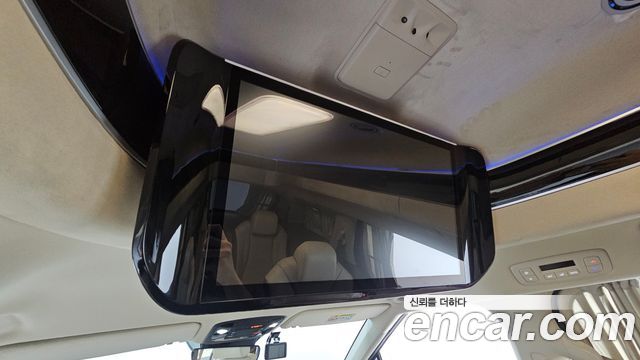 Kia Carnival (IV) Diesel 9-Seater Hi-Limousine Signature 2023 — фото 15
