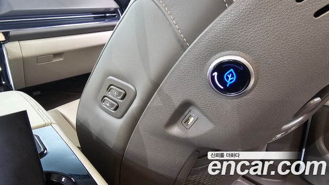 Kia Carnival (IV) Diesel 9-Seater Hi-Limousine Signature 2023 — фото 17