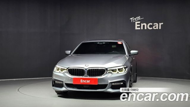 BMW 5 Series (G30) 520d xDrive M Sport Package Plus 2017 — фото 3