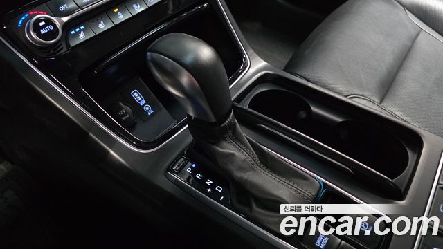 Hyundai Grandeur (IG) 3.0 LPI Taxi Example 2019 — фото 9