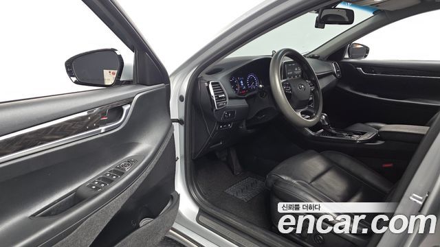 Hyundai Grandeur (IG) 3.0 LPI Taxi Example 2019 — фото 10