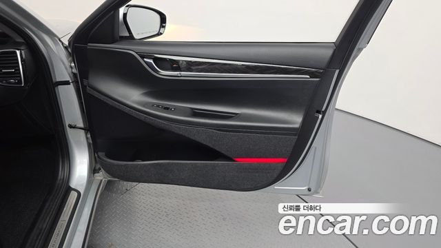 Hyundai Grandeur (IG) 3.0 LPI Taxi Example 2019 — фото 24