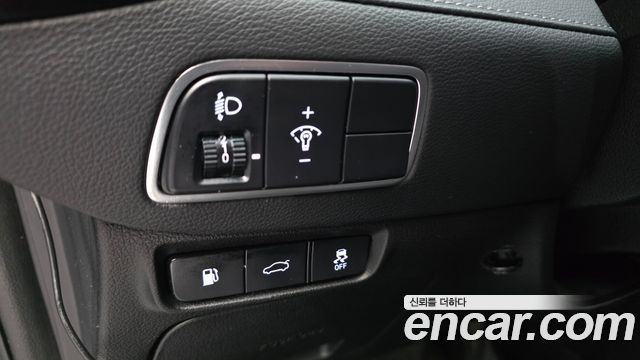 Hyundai Grandeur (IG) 3.0 LPI Taxi Example 2019 — фото 27