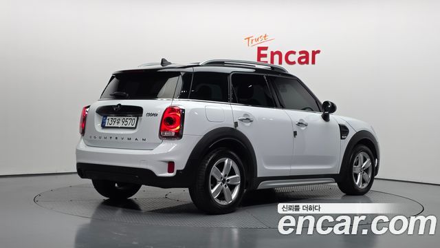 MINI Cooper Countryman Standard 2nd 2019 — фото 2
