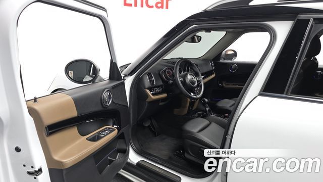 MINI Cooper Countryman Standard 2nd 2019 — фото 10
