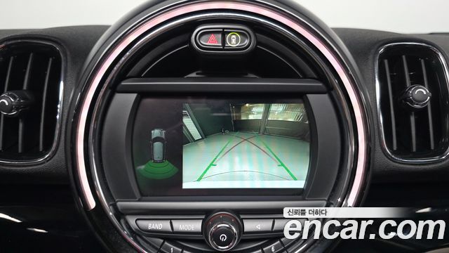 MINI Cooper Countryman Standard 2nd 2019 — фото 15
