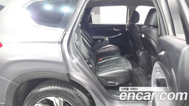 Hyundai Santa Fe Diesel 2.2 2WD Premium 2021 — фото 11