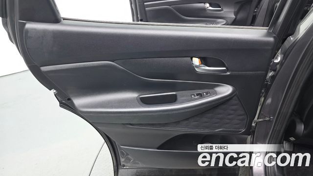 Hyundai Santa Fe Diesel 2.2 2WD Premium 2021 — фото 25