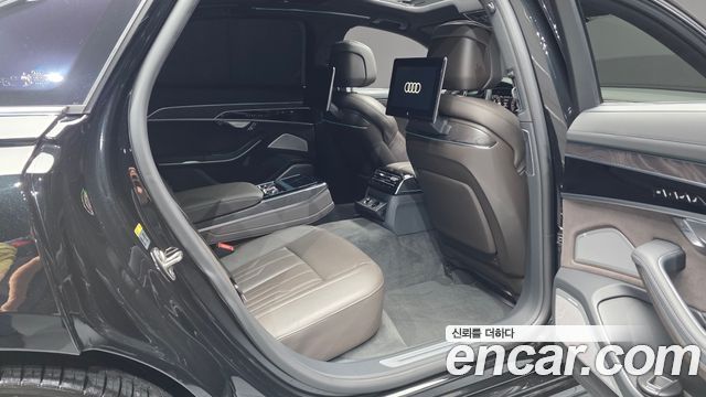 Audi A8 (D5) 55 TFSI Quattro Premium LWB 2023 — фото 11