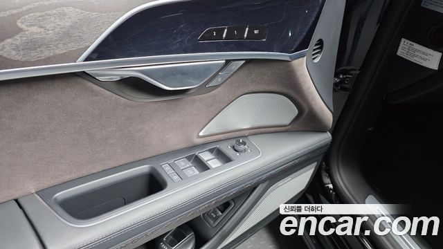 Audi A8 (D5) 55 TFSI Quattro Premium LWB 2023 — фото 19