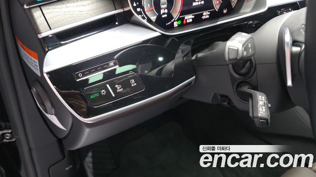 Audi A8 (D5) 55 TFSI Quattro Premium LWB 2023 — фото 27