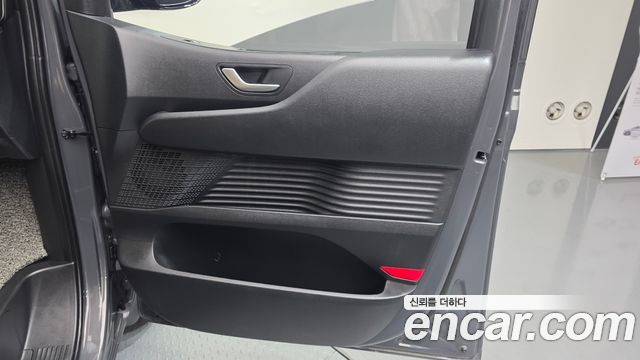Hyundai Staria L3.5 Cargo 3-Seater Modern 2025 — фото 25