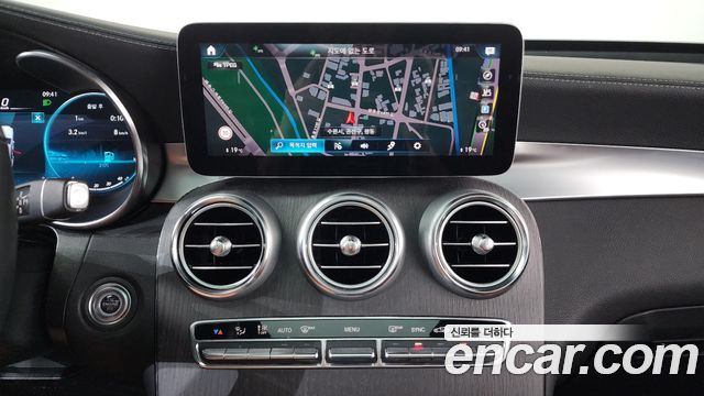 Mercedes-Benz GLC-Class (X253) GLC300 4MATIC 2022 — фото 13