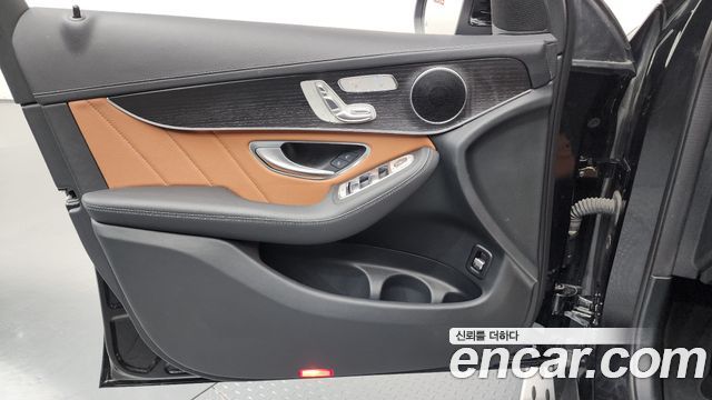 Mercedes-Benz GLC-Class (X253) GLC300 4MATIC 2022 — фото 24