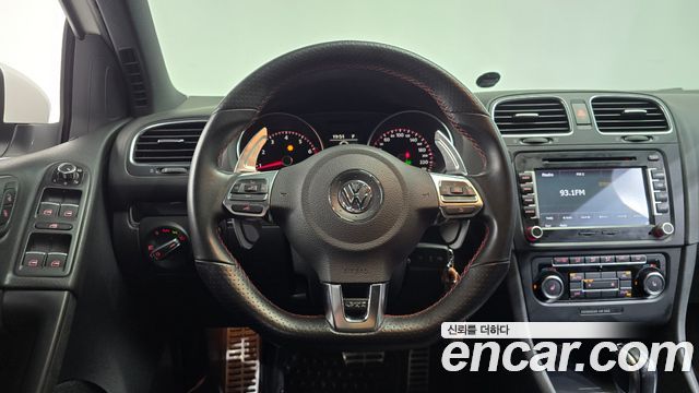 Volkswagen Golf (VI) 2.0 GTI 5Door 2011 — фото 13