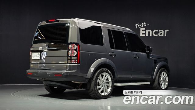 Land Rover Discovery 4 3.0 SDV6 Landmark Edition 2016 — фото 2