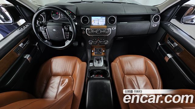 Land Rover Discovery 4 3.0 SDV6 Landmark Edition 2016 — фото 7