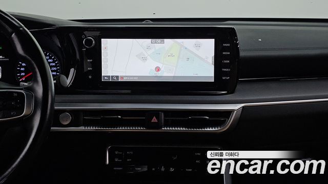 Kia K5 (III) 2.0 Prestige 2021 — фото 14