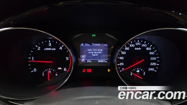 Kia Carnival 9-Seater Hi-Limousine Noblesse Special 2020 — фото 8
