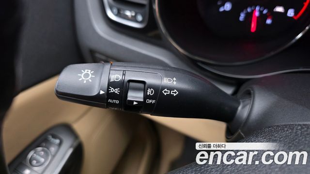 Kia Carnival 9-Seater Hi-Limousine Noblesse Special 2020 — фото 28