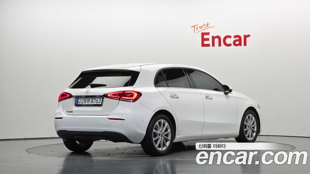 Mercedes-Benz A-Class (W177) A220 Hatchback 2020 — фото 2