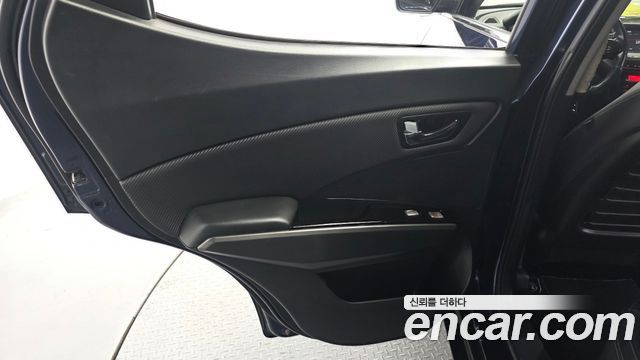 KG Mobility (SsangYong) Tivoli LX 2WD 2017 — фото 25