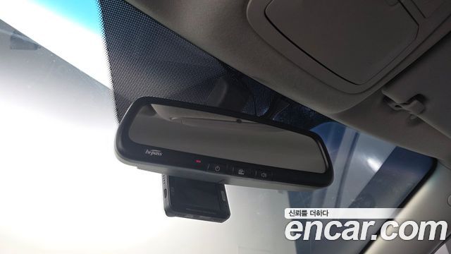 KG Mobility (SsangYong) Tivoli LX 2WD 2017 — фото 27