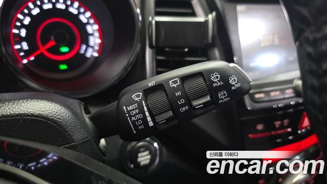 KG Mobility (SsangYong) Tivoli LX 2WD 2017 — фото 34