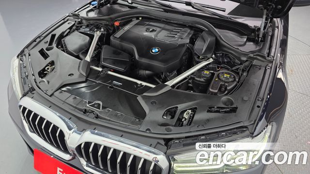 BMW 5 Series (G30) 520i M Sport 2022 — фото 6