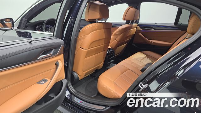 BMW 5 Series (G30) 520i M Sport 2022 — фото 16