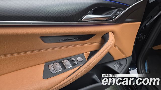 BMW 5 Series (G30) 520i M Sport 2022 — фото 24