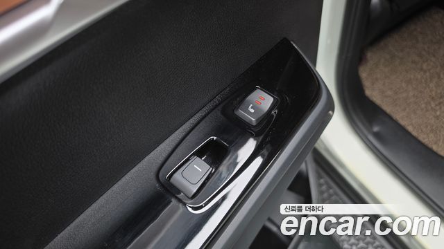 KG Mobility (SsangYong) Torres Gasoline 1.5 2WD T7 2023 — фото 32