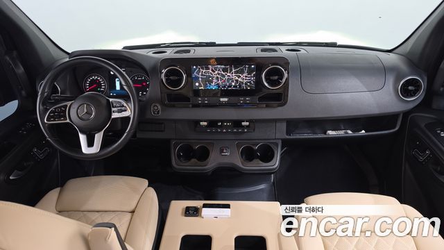 Mercedes-Benz Sprinter 3.0 Diesel W907 2023 — фото 7