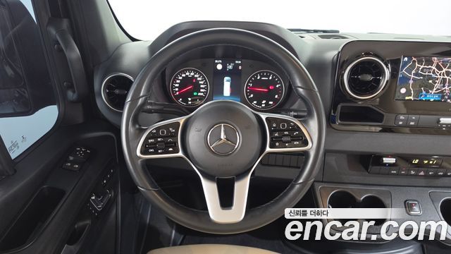 Mercedes-Benz Sprinter 3.0 Diesel W907 2023 — фото 16