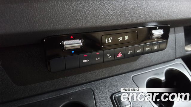Mercedes-Benz Sprinter 3.0 Diesel W907 2023 — фото 19