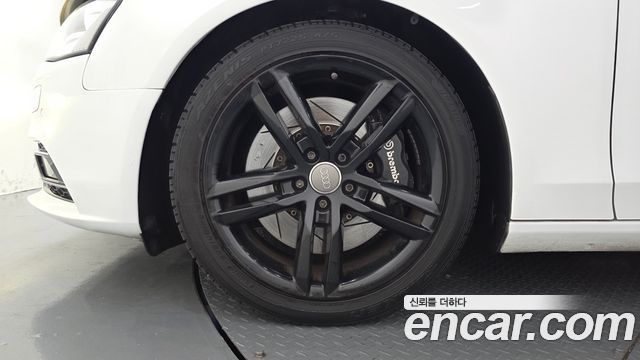Audi A4 2.0 TFSI Quattro prestige B8 2013 — фото 5