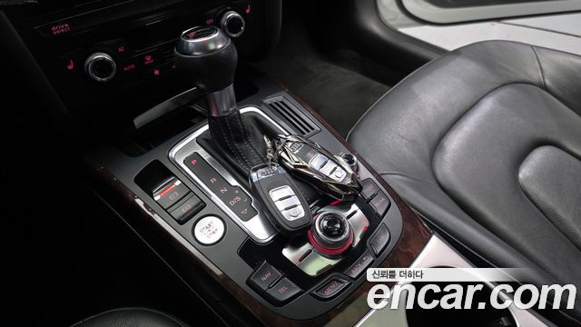 Audi A4 2.0 TFSI Quattro prestige B8 2013 — фото 9