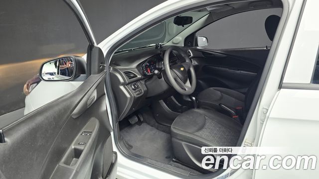 Chevrolet Spark Van 2021 — фото 10
