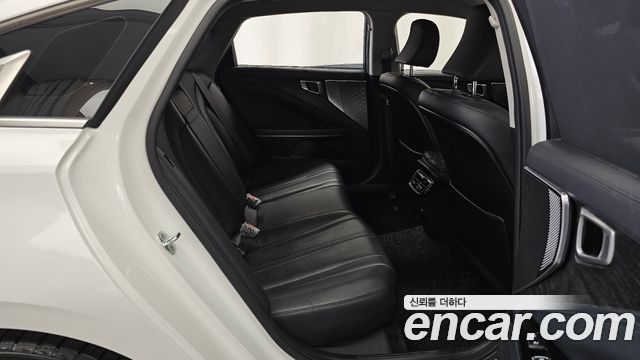 Kia K8 2.5 Gasoline 2WD Noblesse 2022 — фото 12