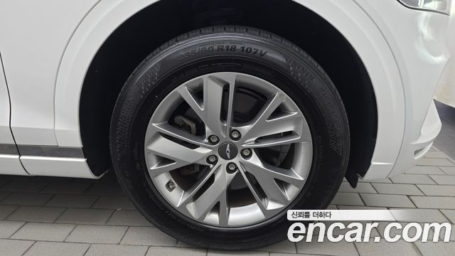 Genesis GV70 2.2 Diesel 2WD 2021 — фото 21