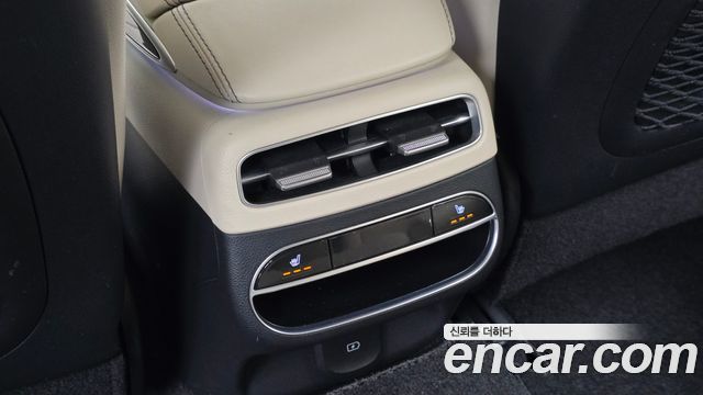 Genesis GV70 2.2 Diesel 2WD 2021 — фото 30