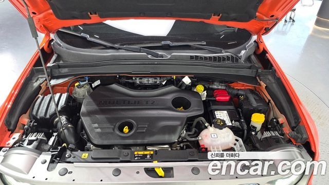 Jeep Renegade 2.0 Diesel Limited High AWD 2019 — фото 6