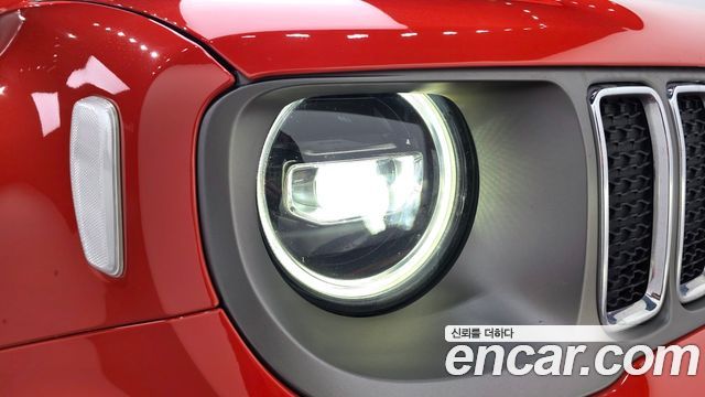Jeep Renegade 2.0 Diesel Limited High AWD 2019 — фото 28