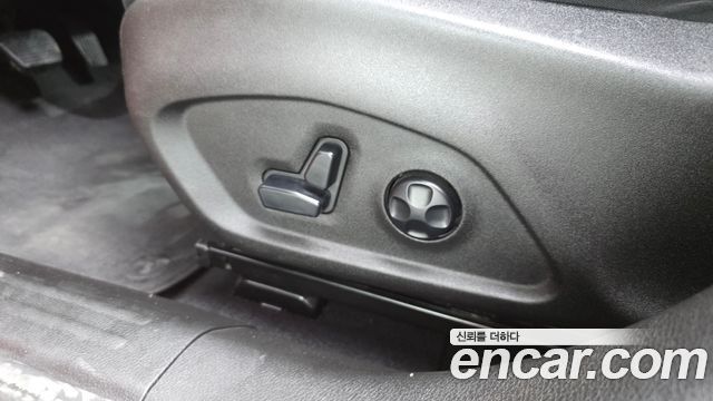 Jeep Renegade 2.0 Diesel Limited High AWD 2019 — фото 37