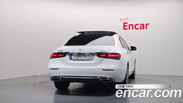 Mercedes-Benz E-Class (W213) E450 4MATIC Exclusive 2021 — фото 4