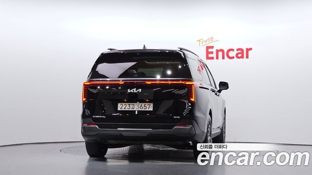 Kia Carnival (IV) HEV 9seater Gravity 2025 — фото 4