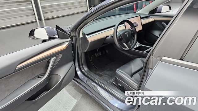 Tesla Model 3 Long Range AWD 2022 — фото 10