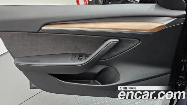 Tesla Model 3 Long Range AWD 2022 — фото 30
