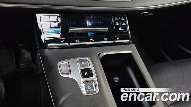 Hyundai Grandeur (IG) 2.5 Premium 2020 — фото 9